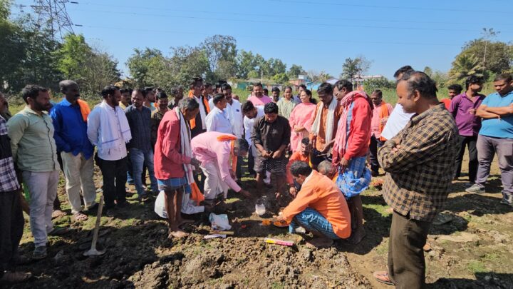 विधायक लता उसेंडी ने नहरपारा स्थित जलाशय के सौंदर्यीकरण के लिए किया भूमिपूजन