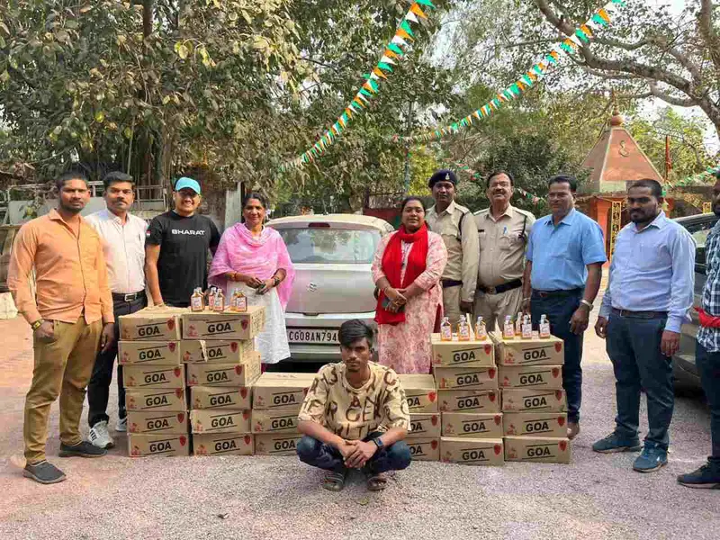 आबकारी विभाग ने अवैध शराब परिवहन पर की बड़ी कार्रवाई, 31 पेटी एम.पी. मदिरा एवं स्विफ्ट कार जब्त, आरोपी गिरफ्तार आबकारी विभाग ने अवैध शराब परिवहन पर की बड़ी कार्रवाई, 31 पेटी एम.पी. मदिरा एवं स्विफ्ट कार जब्त, आरोपी गिरफ्तार