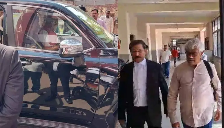 सेक्स सीडी कांड: पूर्व सीएम भूपेश बघेल, विनोद वर्मा सहित सभी आरोपी हुए कोर्ट में पेश, अब 4 मार्च को अगली सुनवाई सेक्स सीडी कांड: पूर्व सीएम भूपेश बघेल, विनोद वर्मा सहित सभी आरोपी हुए कोर्ट में पेश, अब 4 मार्च को अगली सुनवाई