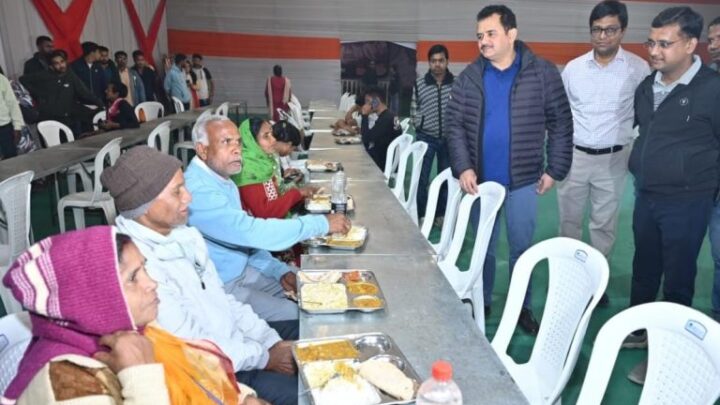 मुख्यमंत्री 13 फरवरी को महाकुंभ स्नान के लिए पहुंचेंगे प्रयागराज, मुख्यमंत्री के सचिव पी. दयानंद ने प्रयागराज महाकुंभ में छत्तीसगढ़ पवेलियन का किया निरीक्षण