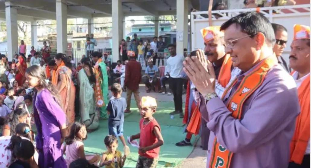 उद्योग मंत्री श्री लखन लाल देवांगन का धुआंधार प्रचार प्रसार, बोले कांग्रेस शहर को 15 साल पीछे धकेला, विकास के लिए भाजपा की बनाए नगर सरकार उद्योग मंत्री श्री लखन लाल देवांगन का धुआंधार प्रचार प्रसार, बोले कांग्रेस शहर को 15 साल पीछे धकेला, विकास के लिए भाजपा की बनाए नगर सरकार