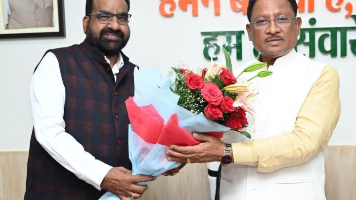 मुख्यमंत्री श्री विष्णु देव साय से महात्मा गांधी उद्यानिकी एवं वानिकी विश्वविद्यालय के कुलपति ने की सौजन्य मुलाकात
