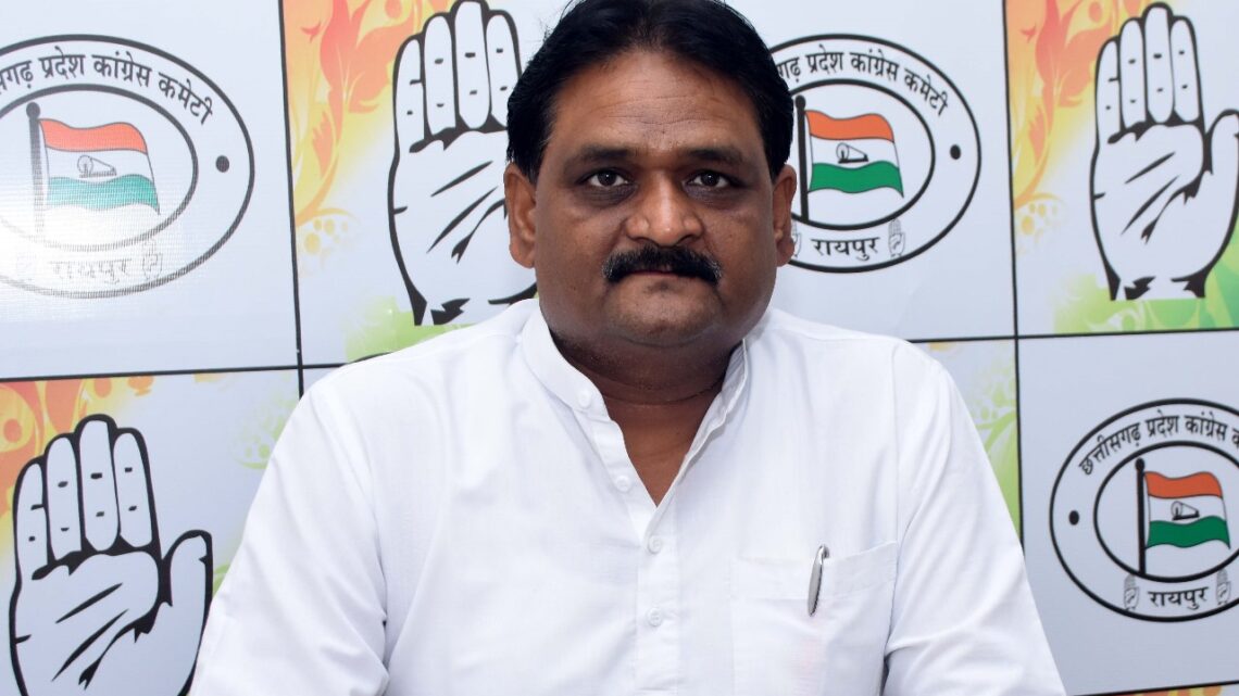 प्रदेश चुनाव के कारण हाई अलर्ट था, फिर भी डकैती हो गयी यह क्या हो रहा सरकार? लूट, हत्या, डकैती, बलात्कार की घटनाओं से राजधानी में भय का वातावरण कौन नशेड़ी कब किस शरीफ शहरी को चाकू मार दे कहा नहीं जा सकता? प्रदेश चुनाव के कारण हाई अलर्ट था, फिर भी डकैती हो गयी यह क्या हो रहा सरकार? लूट, हत्या, डकैती, बलात्कार की घटनाओं से राजधानी में भय का वातावरण कौन नशेड़ी कब किस शरीफ शहरी को चाकू मार दे कहा नहीं जा सकता?