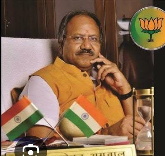 रायपुर नगर निगम में कांग्रेस का कुशासन खत्म हो चुका है और भाजपा शानदार व ऐतिहासिक जीत दर्ज करने जा रही है’सांसद अग्रवाल व विधायक मूणत ने उत्साहपूर्ण मतदान के लिए जनता-जनार्दन का आभार माना रायपुर नगर निगम में कांग्रेस का कुशासन खत्म हो चुका है और भाजपा शानदार व ऐतिहासिक जीत दर्ज करने जा रही है’सांसद अग्रवाल व विधायक मूणत ने उत्साहपूर्ण मतदान के लिए जनता-जनार्दन का आभार माना