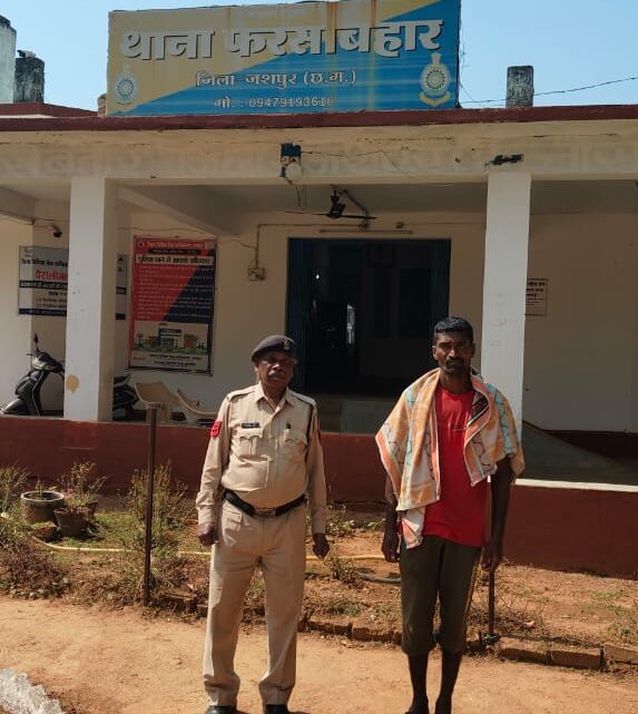 अंधेरे का फायदा उठाकर महिला के साथ गलत नियत से छेड़छाड़ करने वाले आरोपी को पुलिस ने किया गिरफ्तार ,भेजा जेल अंधेरे का फायदा उठाकर महिला के साथ गलत नियत से छेड़छाड़ करने वाले आरोपी को पुलिस ने किया गिरफ्तार ,भेजा जेल