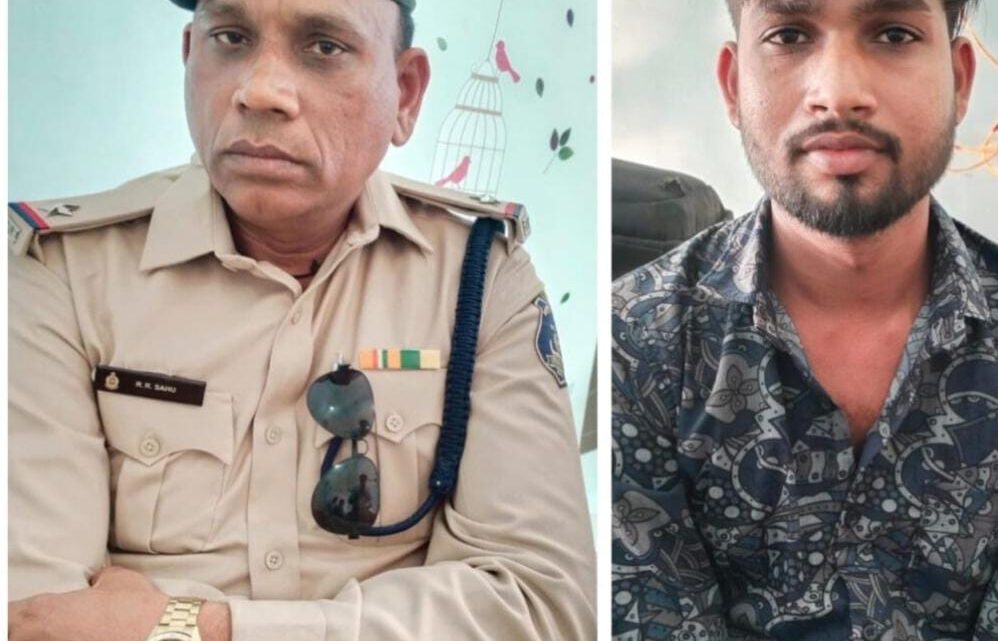ACB की मुंगेली में बड़ी कार्यवाही…सहायक उप निरीक्षक सहयोगी सहित रिश्वत लेते गिरफ्तार ACB की मुंगेली में बड़ी कार्यवाही…सहायक उप निरीक्षक सहयोगी सहित रिश्वत लेते गिरफ्तार