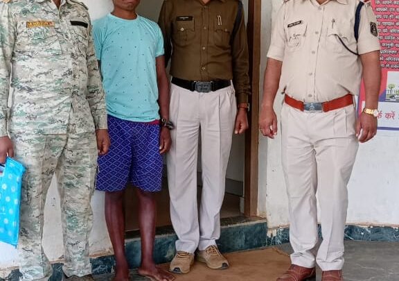 नशे की हालात में चरित्र शंका को लेकर पति ने की अपनी ही पत्नी की टांगी से मारकर हत्या  सूचना के चंद घंटों में ही पुलिस ने किया आरोपी पति को गिरफ्तार,भेजा जेल