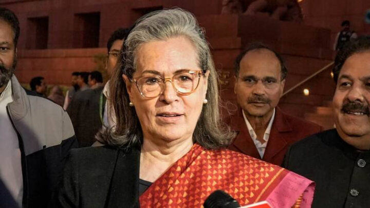 बड़ी खबर: सोनिया गांधी की तबीयत बिगड़ी, अस्पताल में कराया गया भर्ती, डाक्टरों ने कहा