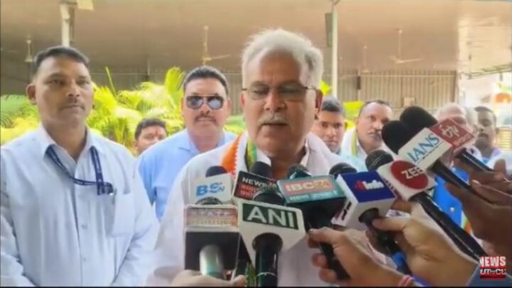 सस्पेंड- छात्र की।  शिवम के पिता रेवा सिंह के पास 10 मार्च को छात्रावास से फ़ोन आया और बेटे शिवम से उनकी बात हुई। बेटा ने कहा कि 11 मार्च को उन्हें लेने के लिए आ जाये। 11 मार्च की दोपहर रेवा टिकरकला स्थित छात्रावास पहुंचे और बेटे की स्थिति देखकर उसे तत्काल अपने साथ घर ले आए, बच्चे की स्थिति काफी गंभीर थी। परिजन उसे लेकर जिला अस्पताल में भर्ती कराया