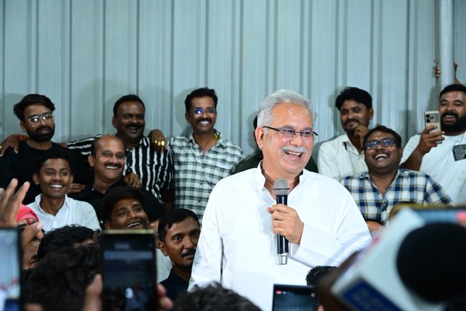 ED अपडेट: भूपेश बघेल के घर से 33 लाख कैश मिले, अभिषेक सिंह की एक फाइल मिली, भूपेश बघेल ने बताया 10 घंटे में क्या-क्या पूछा, क्या क्या कहा ED अपडेट: भूपेश बघेल के घर से 33 लाख कैश मिले, अभिषेक सिंह की एक फाइल मिली, भूपेश बघेल ने बताया 10 घंटे में क्या-क्या पूछा, क्या क्या कहा