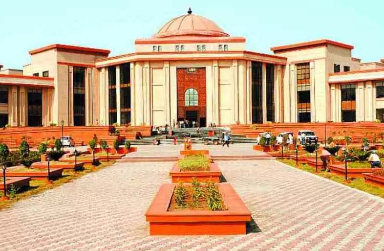 *CG: अरपा की बदहाली पर हाईकोर्ट की कड़ी नाराजगी, चीफ जस्टिस ने कहा….कलेक्टर का काम नदी में फावड़ा चलाना नहीं, अफसर सफाई कर रहे या फोटो खिंचाने दिखावा कर रहे *CG: अरपा की बदहाली पर हाईकोर्ट की कड़ी नाराजगी, चीफ जस्टिस ने कहा….कलेक्टर का काम नदी में फावड़ा चलाना नहीं, अफसर सफाई कर रहे या फोटो खिंचाने दिखावा कर रहे