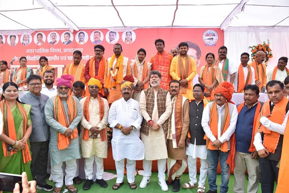कांग्रेस की तुष्टीकरण की राजनीति के कारण सदैव हुए अहित के कारण अब जनजातीय समाज डीलिस्टिंग चाहता है : भाजपा कांग्रेस की तुष्टीकरण की राजनीति के कारण सदैव हुए अहित के कारण अब जनजातीय समाज डीलिस्टिंग चाहता है : भाजपा