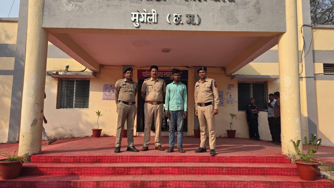सुने मकान पाकर चोरी करने वाले आरोपी को पुलिस ने किया गिरफ्तार,न्यायिक रिमाण्ड पर भेजा गया जेल सुने मकान पाकर चोरी करने वाले आरोपी को पुलिस ने किया गिरफ्तार,न्यायिक रिमाण्ड पर भेजा गया जेल