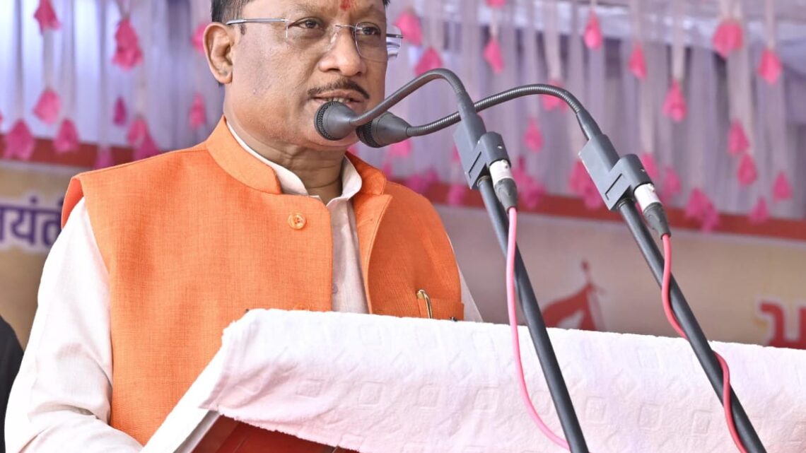 साहू समाज के स्वाभिमान और सांस्कृतिक धरोहर को मिला नया आयाम: 1009वीं जयंती पर माता कर्मा को समर्पित डाक टिकट साहू समाज के स्वाभिमान और सांस्कृतिक धरोहर को मिला नया आयाम: 1009वीं जयंती पर माता कर्मा को समर्पित डाक टिकट