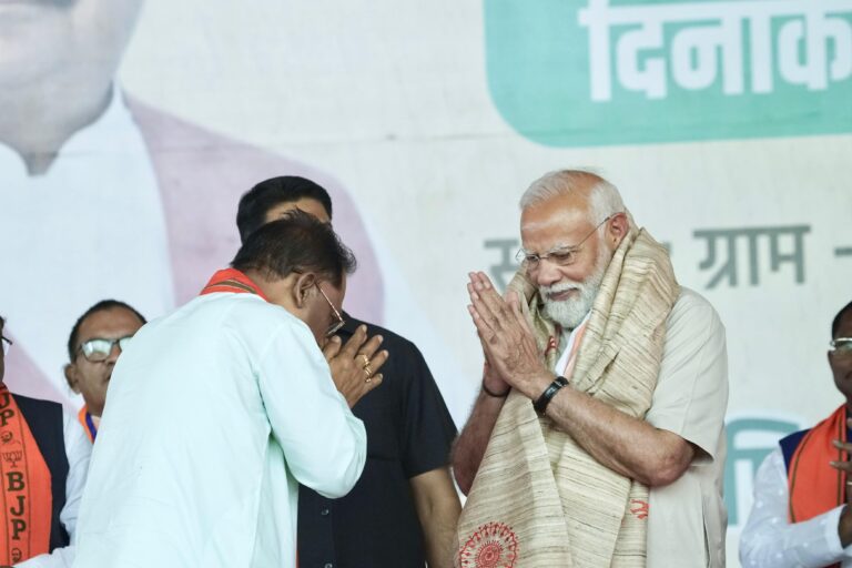 PM मोदी का बिलासपुर दौरा: प्रधानमंत्री 33,700 करोड़ रुपये लागत वाली कई विकास परियोजनाओं की आधारशिला रखेंगे, 29 जिलों में 130 पीएमश्री स्कूल करेंगे समर्पित छत्तीसगढ़ में ग्रिड को मजबूत करने और बिजली की उपलब्धता बढ़ाने के लिए कई बिजली उत्पादन और संचारण PM मोदी का बिलासपुर दौरा: प्रधानमंत्री 33,700 करोड़ रुपये लागत वाली कई विकास परियोजनाओं की आधारशिला रखेंगे, 29 जिलों में 130 पीएमश्री स्कूल करेंगे समर्पित छत्तीसगढ़ में ग्रिड को मजबूत करने और बिजली की उपलब्धता बढ़ाने के लिए कई बिजली उत्पादन और संचारण
