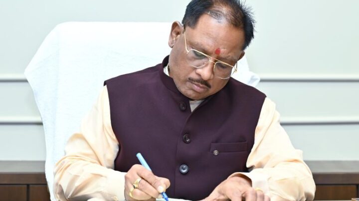 चेत जाइए खरगे जी, इतिहास आपको माफ नहीं करेगा” … कर्नाटक में शासकीय ठेकों में धर्म आधारित आरक्षण पर मुख्यमंत्री ने जताई कड़ी आपत्ति