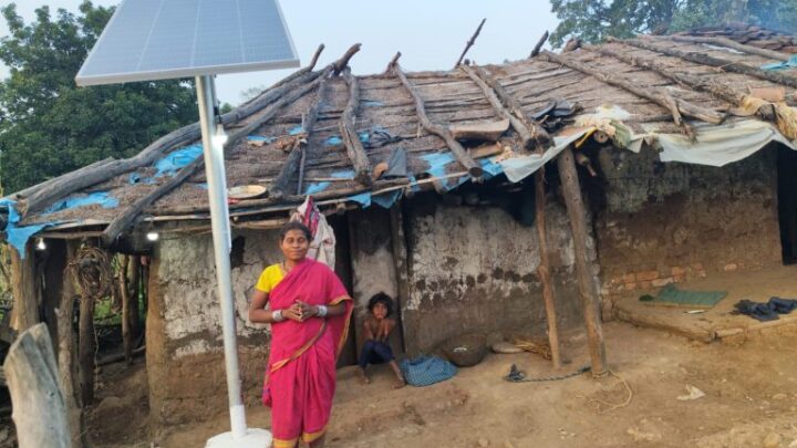 सौर ऊर्जा से रोशन हुए 25 बैगा परिवारों के आशियाने, प्रधानमंत्री जनमन योजना से बदली जनजातीय गांव की तस्वीर