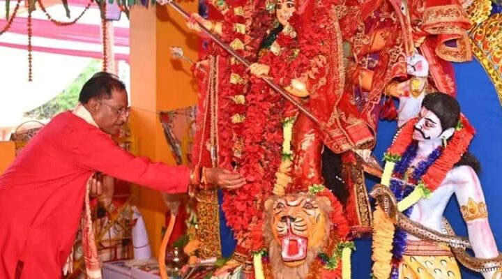 मुख्यमंत्री विष्णु देव साय ने की मां दुर्गा की पूजा अर्चना