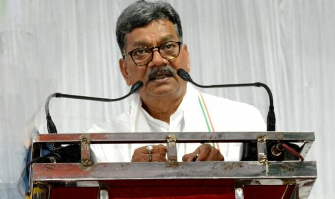 भारतमाला मुआवजा घोटाला: नेता प्रतिपक्ष को PMO से आया जवाबा, महंत ने CBI जांच को लेकर लिखा था पत्र