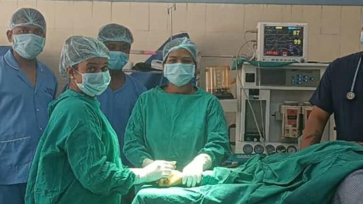 जिला चिकित्सालय में दिव्यांग कुष्ठ रोगियों के लिए 25 अप्रैल  तक शल्यक्रिया शिविर आयोजित अब तक ऑपरेशन करके 11 मरीजों की दूर की शारीरिक विकृति