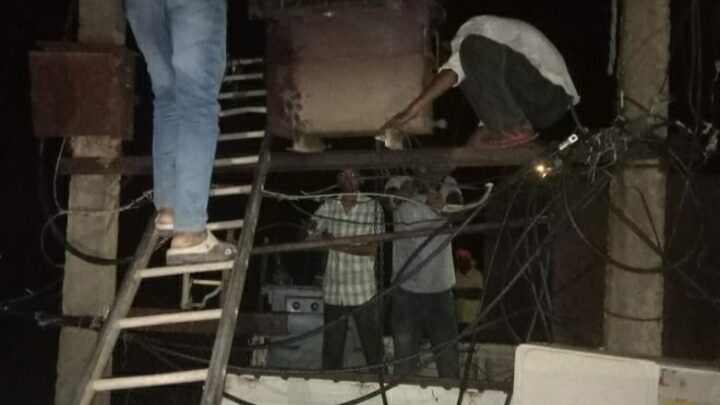मुख्यमंत्री कैंप कार्यालय की पहल पर ग्राम हस्तिनापुर में बदला गया ट्रांसफार्मर बिजली की आपूर्ति  पुनः हुई बहाल, ग्रामवासियों ने मुख्यमंत्री को दिया धन्यवाद