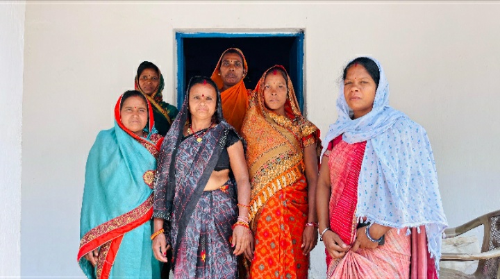 सफलता की कहानी स्व सहायता समूह की महिलाएं आत्मनिर्भरता की नई मिसाल कर रही पेश