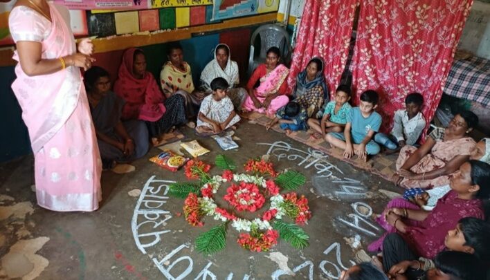 जिले में पोषण पखवाड़े के तहत आंगनबाड़ी केंद्रों में विभिन्न गतिविधियां आयोजित,गर्भवती माताओं और बच्चों के पौष्टिक आहार खान पान के संबंध में दी जा रही है जानकारी
