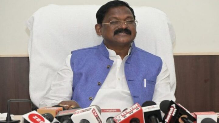 मंत्री पद के दावेदार नेता इंतजार में दुबले हो रहे” मंत्रीमंडल विस्तार को लेकर छत्तीसगढ़ की राजनीति गरमायी, अमरजीत बोले,