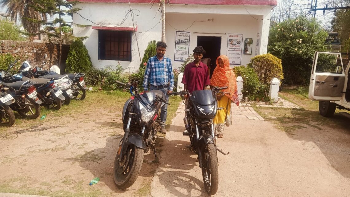 मोडिफाइड साइलेंसर एवं ओवर स्पीड के खिलाफ जशपुर पुलिस का कड़ा प्रहार,दो बाइकर्स को पुलिस ने धर दबोचा,एक में नाबालिक के पिता के खिलाफ पहली बार जशपुर पुलिस ने की कार्यवाही मोडिफाइड साइलेंसर एवं ओवर स्पीड के खिलाफ जशपुर पुलिस का कड़ा प्रहार,दो बाइकर्स को पुलिस ने धर दबोचा,एक में नाबालिक के पिता के खिलाफ पहली बार जशपुर पुलिस ने की कार्यवाही