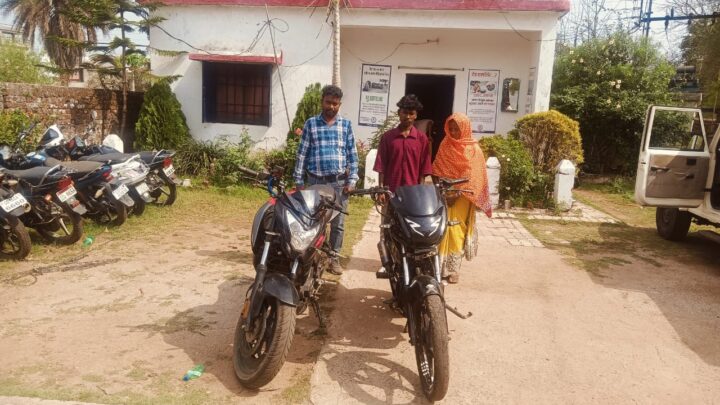 मोडिफाइड साइलेंसर एवं ओवर स्पीड के खिलाफ जशपुर पुलिस का कड़ा प्रहार,दो बाइकर्स को पुलिस ने धर दबोचा,एक में नाबालिक के पिता के खिलाफ पहली बार जशपुर पुलिस ने की कार्यवाही