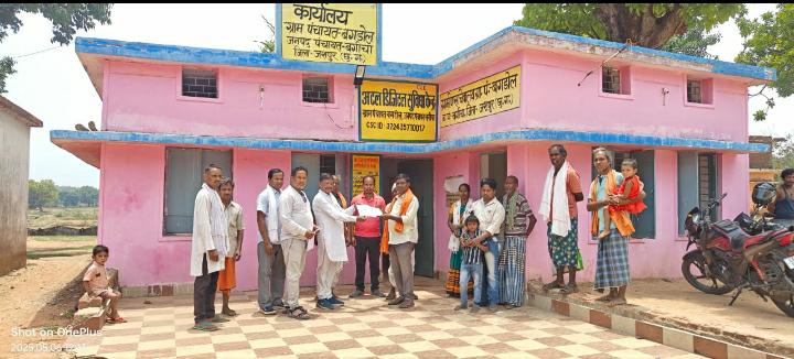 सुशासन तिहार 2025  प्राप्त आवेदनों का किया जा रहा निराकरण पूरण और कृष्णा के घर में बनेगा शौचालय
