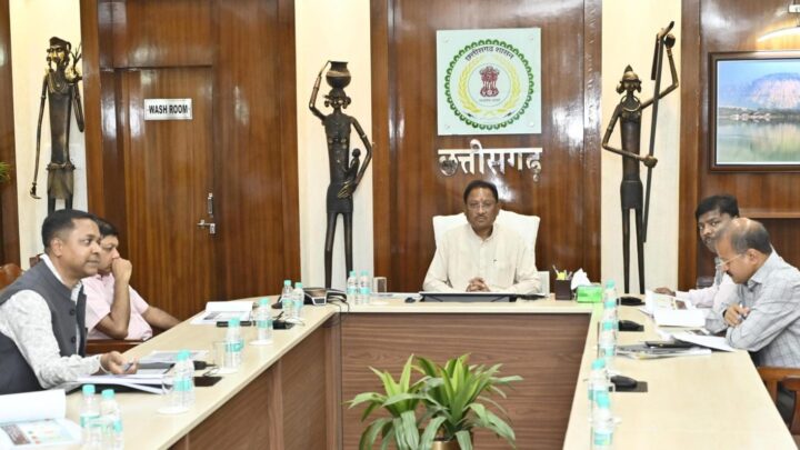 किसानों को मिले सिंचाई परियोजनाओं का लाभ” मुख्यमंत्री ने की जल संसाधन विभाग के कामकाज की समीक्षा, जल उपयोग की दक्षता बढ़ाने के विशेष प्रयास के निर्देश