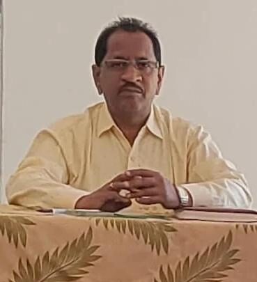 बगीचा के बीईओ मनीराम यादव पर गिरी निलंबन की गाज,पेंशन प्रकरण में लापरवाही पर कमीश्नर ने की कार्रवाई