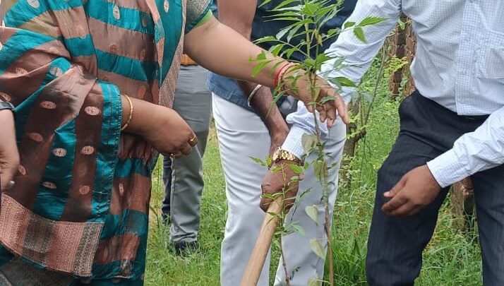 संकल्प से सिद्धि अभियान के तहत बगीचा मंडल के सरबकोम्बो कल्याण आश्रम में कार्यक्रम सम्पन्न, जशपुर विधायक रायमुनी भगत हुई शामिल…