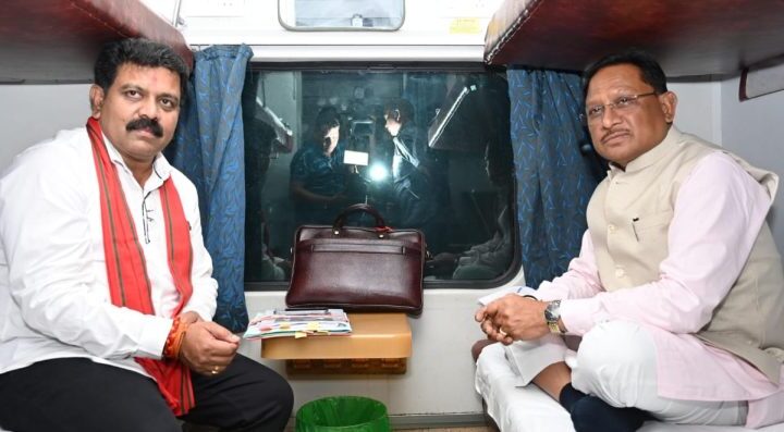 मुख्यमंत्री विष्णु देव साय ट्रेन से सरगुजा रवाना, मैनपाट में 7 से 9 जुलाई तक होगा भाजपा का चिंतन शिविर