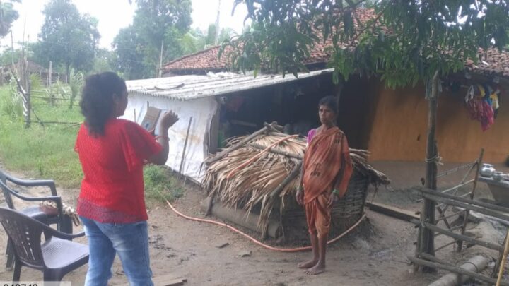 मोर आवास-मोर अधिकार- बीजापुर में 30 हजार से अधिक परिवार आवास प्लस सर्वे में हुए शामिल   प्रशासन की पहुंच बढ़ी -165 ग्राम पंचायतों में हुआ सर्वे