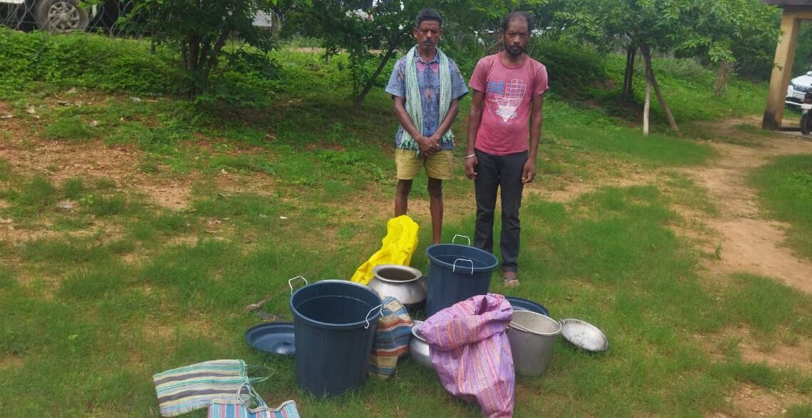 तपकरा क्षेत्र के जागरूक ग्रामीणों के सहयोग से गौ-हत्या करने के 02 आरोपियों को गिरफ्तार करने में मिली सफलता,अन्य आरोपी हैं फरार,सघन पतासाजी जारी,