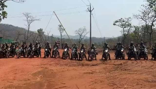 नक्सल ऑपरेशन में बड़ी सफलता : सुरक्षाबलों ने 6 नक्सलियों को किया ढेर, घेरे में बड़े कैडर के माओवादी