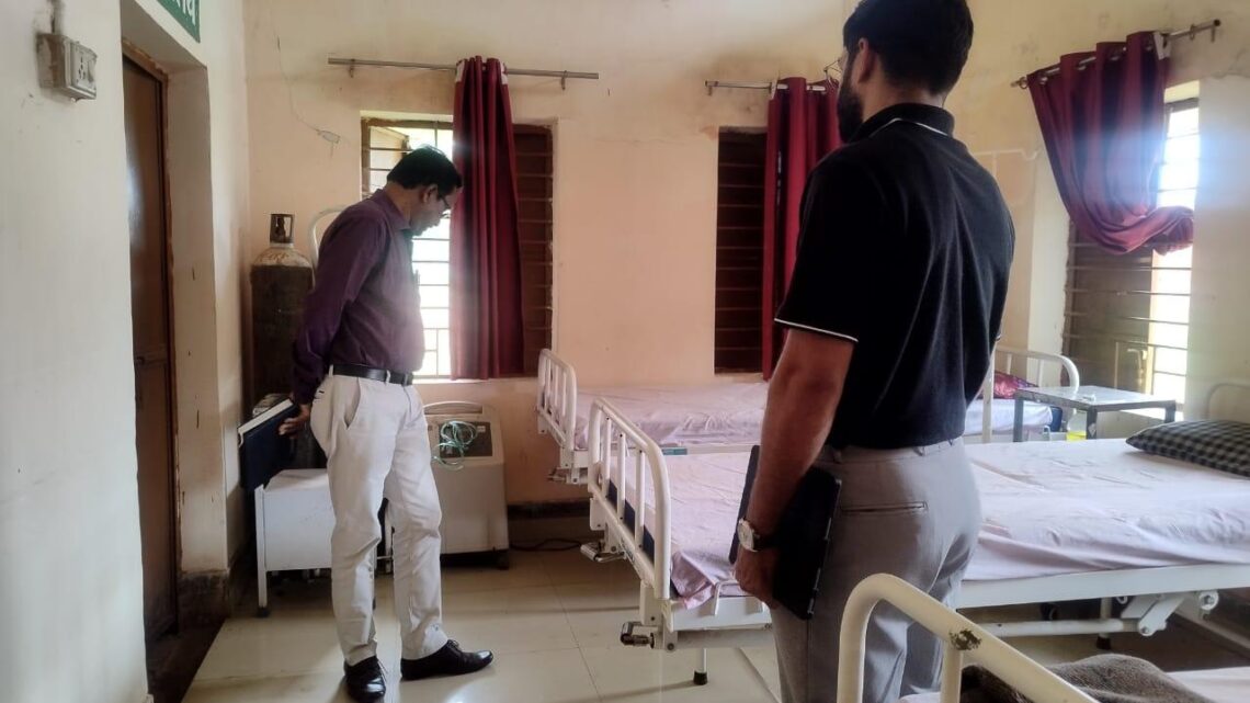 सीएमएचओ डॉ. जात्रा ने पीएचसी लुडेग और कुकर गांव का किया निरीक्षण नियमित साफ-सफाई रखने, ओपीडी 24 घंटे खुला रखने एवं आने वाले मरीजों का तत्परता से उपचार करने को कहा शून्य संस्थागत प्रसव वाले उपस्वास्थ्य केन्द्र के कर्मचारियों को कारण बताओ नोटिस जारी करने दिए निर्देश