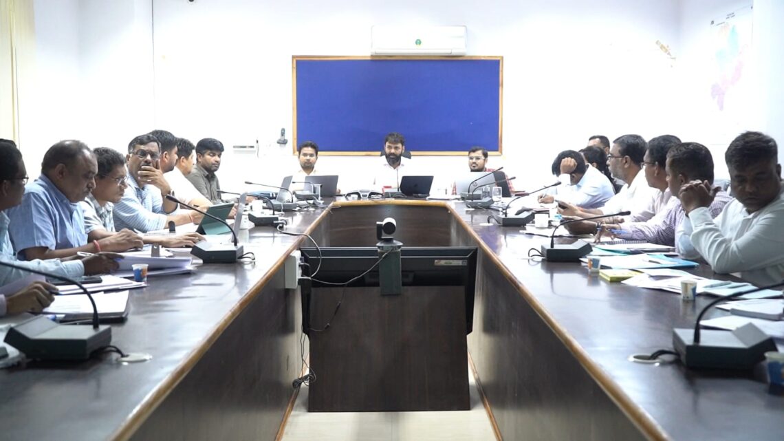 जाति प्रमाण पत्र निर्माण हेतु स्कूलों में अभियान चलाने कलेक्टर ने दिए निर्देश भू अर्जन एवं मुआवजा हेतु प्रकरणों हेतु विशेष शिविरों का होगा आयोजन राजस्व विभाग के कार्यों की समीक्षा हेतु कलेक्टर की अध्यक्षता में बैठक का हुआ आयोजन