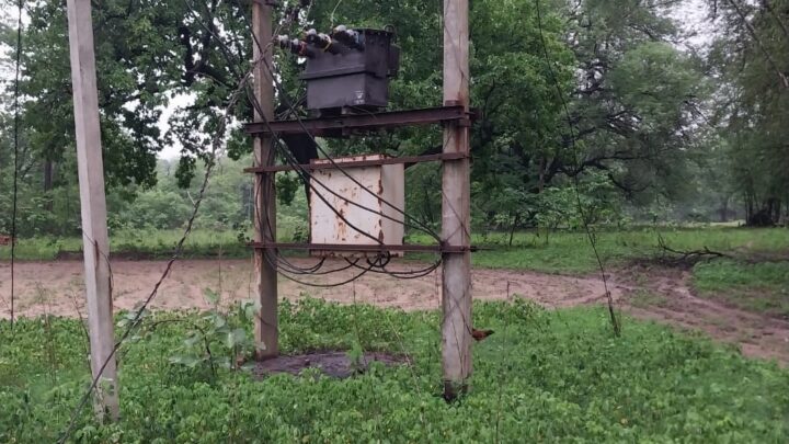 मुख्यमंत्री कैंप कार्यालय की पहल पर  रेड़िघाट में बदला गया  ट्रांसफार्मर पुनः बहाल हुई विद्युत आपूर्ति, ग्रामीणों ने जताया मुख्यमंत्री के प्रति आभार