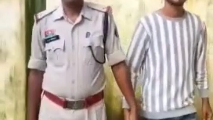 जशपुर पुलिस ने बरगीडांड़ का फरार पशु तस्कर मनसूर खान को किया गिरफ्तार, भेजा जेल,प्रकरण के अन्य सहआरोपी फरार हैं, उनकी भी पतासाजी जारी है,पिछले साल अगस्त माह में चलाए गए वृहद “ऑपरेशन शंखनाद” के दौरान मौका पाकर भाग गया था आरोपी,