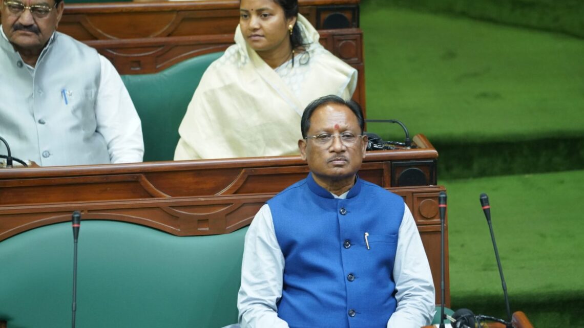 राजस्व निरीक्षक भर्ती घोटाले के दोषियों को अगले सत्र के पहले मिलेगी सजा, विधानसभा में मंत्री ने की घोषणा, पक्ष-विपक्ष में तीखी नोकझोंक, कांग्रेस का बहिर्गमन