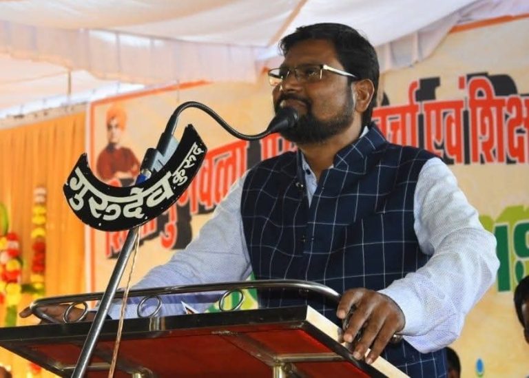 स्कूल टाइमिंग में बदलाव का चौतरफा विरोध, संयुक्त शिक्षक संघ ने उठायी आवाज, शनिवार को सुबह स्कूल शुरू करने की मांग