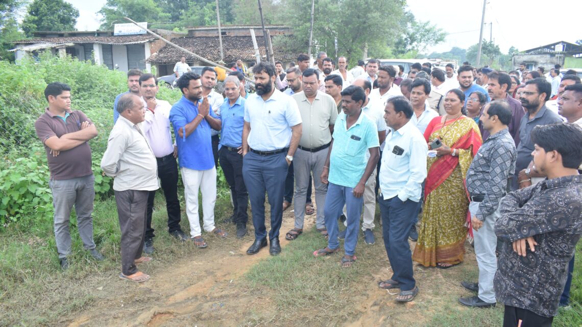 विधायक श्रीमती साय और कलेक्टर ने कोतबा में बनने वाले सीएचसी और हार्टिकल्चर कॉलेज के लिए प्रस्तावित स्थलों का किया अवलोकन 4.37 करोड़ रुपए की लागत से प्रस्तावित सामुदायिक स्वास्थ्य केंद्र में 50 बिस्तरों की होगी सुविधा