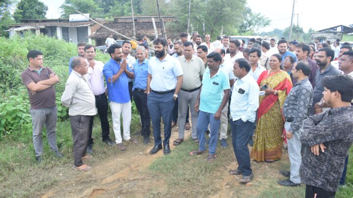 विधायक श्रीमती साय और कलेक्टर ने कोतबा में बनने वाले सीएचसी और हार्टिकल्चर कॉलेज के लिए प्रस्तावित स्थलों का किया अवलोकन 4.37 करोड़ रुपए की लागत से प्रस्तावित सामुदायिक स्वास्थ्य केंद्र में 50 बिस्तरों की होगी सुविधा
