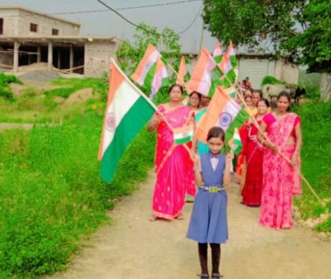 हर घर तिरंगा हर घर स्वच्छता स्वतंत्रता का उत्सव, स्वच्छता के संग” जिले के समस्त ग्राम पंचायतों में किया  गया स्वच्छता रैली का आयोजन