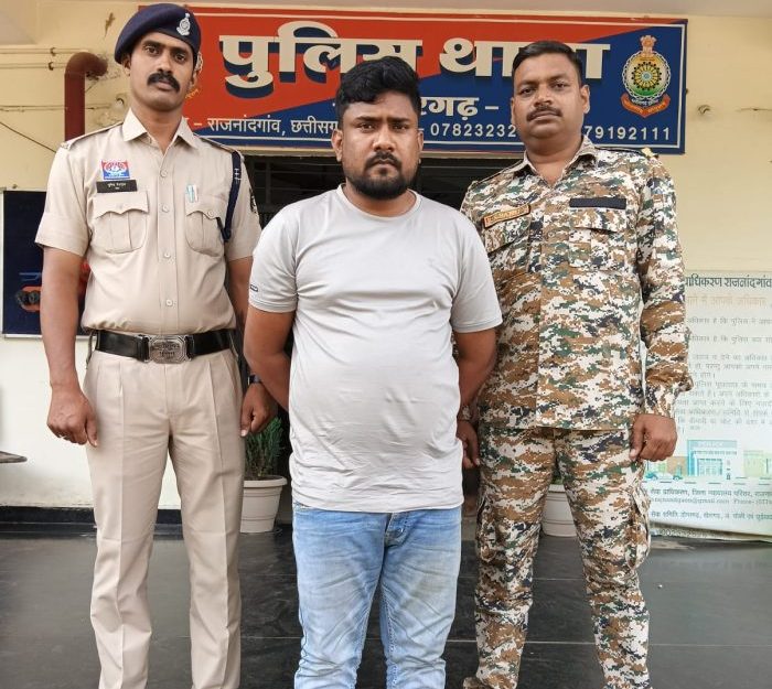 प्यार का झांसा देकर मासूका से ठग लिये लाखों रूपये, शातिर ने खुद को बताया PWD में इंजीनियर…..फिर एक्सीडेंट की बात कहकर ऐंठ लिये रूपये