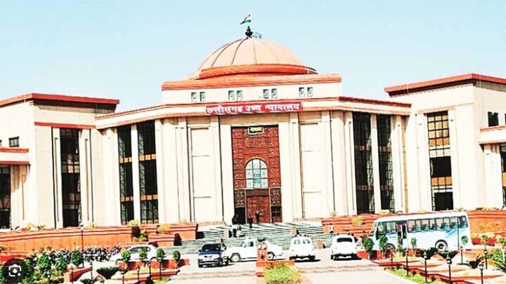 स्कूली किताबों पर हाईकोर्ट का बड़ा फैसला, निजी स्कूलों में चलेंगी निजी प्रकाशकों की किताबें, लेकिन करना होगा इन शर्तों का पालन