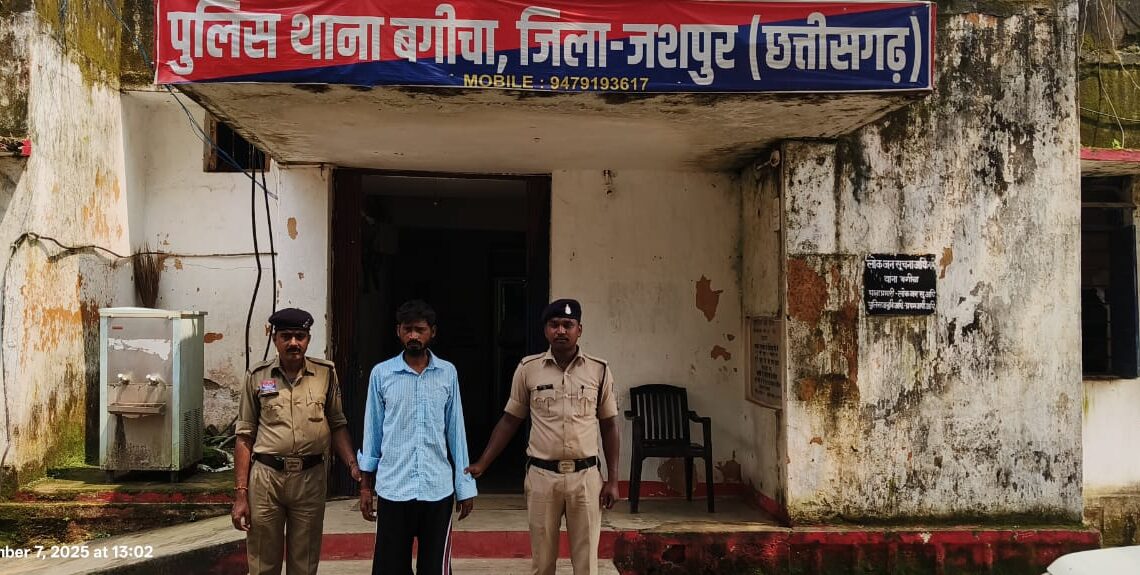 गणेश प्रतिमा विसर्जन के दौरान बोलेरो गाड़ी से लोगों को कुचलने वाले आरोपी ड्राइवर सुखसागर को, पुलिस ने किया गिरफ्तार भेजा जेल